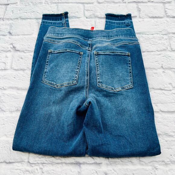 SPANX Women's Distressed Ankle Skinny Jeans Small Medium Wash Pull On Shaping - Picture 5 of 10